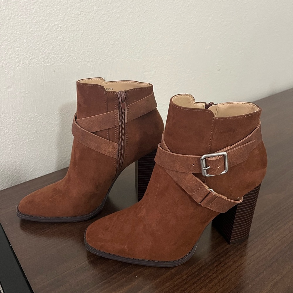 Just Fab boots